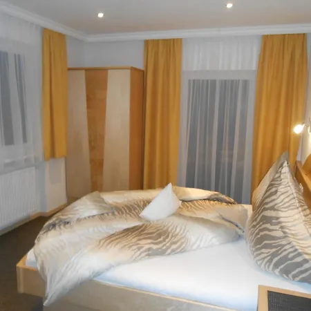 Apart Zangerle Kappl  Room photo