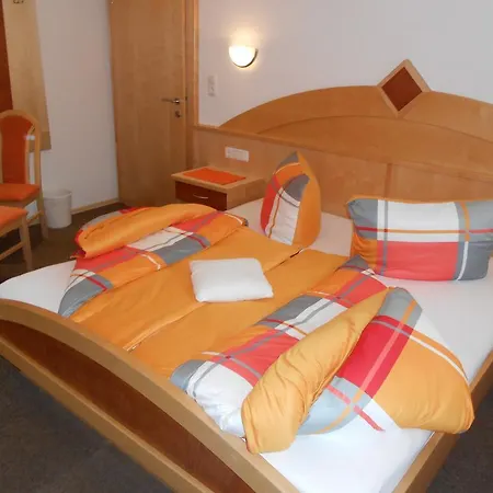 Apart Zangerle Kappl  Room photo
